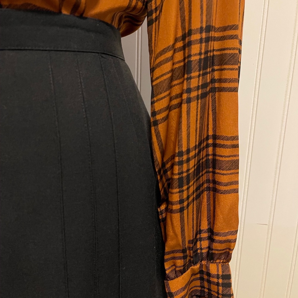 80’s Mary Poppins fitted MIDI SKIRT suit 🐦‍⬛
